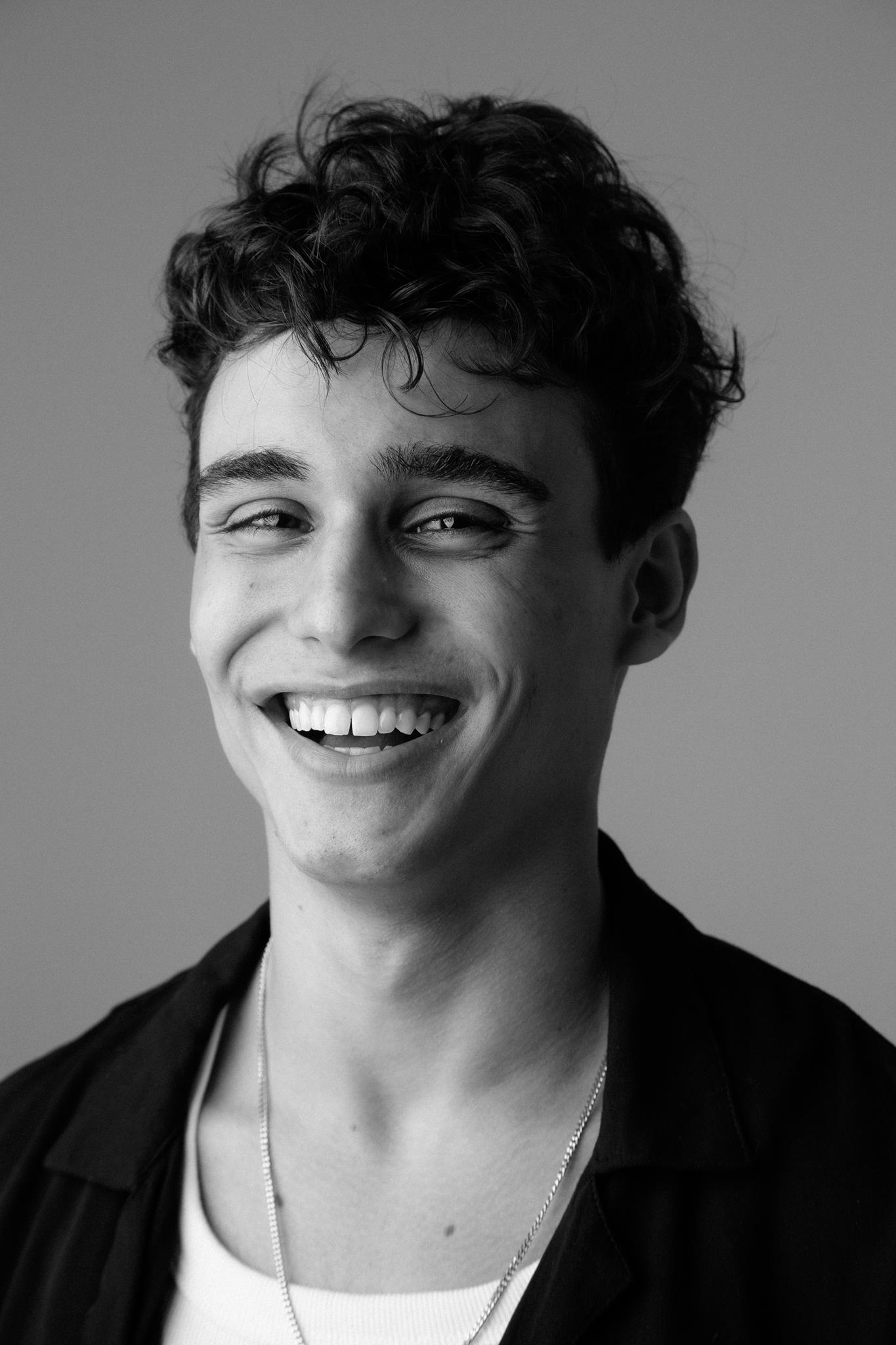 Pedro Goifman (Phillip Lavra)