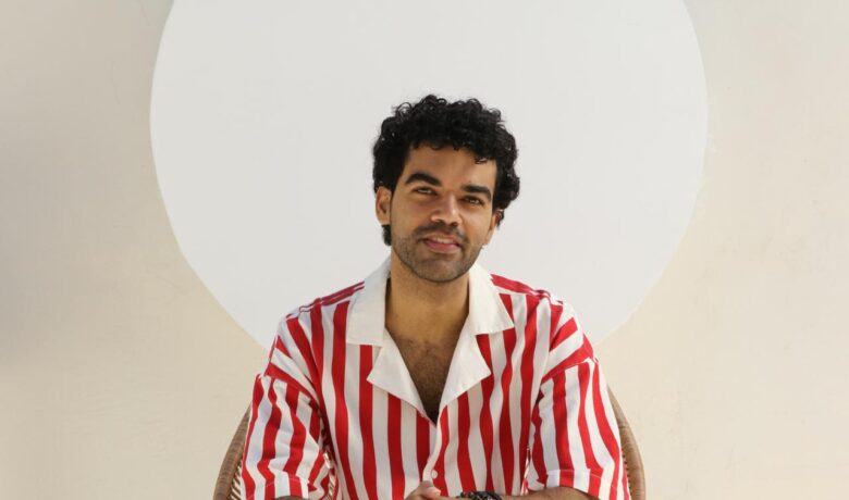 Auge do Poder é o mais novo lançamento do talentoso cantor e compositor Matheus Marê.