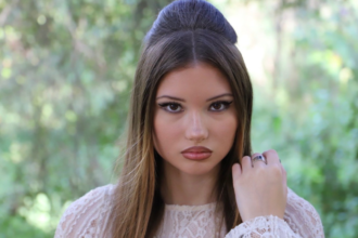 Sophia Lima (Liza Anderson)
