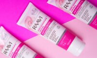 Produto combina alantoína, niacinamida, vitamina E, manteiga de karité e D-Pantenol